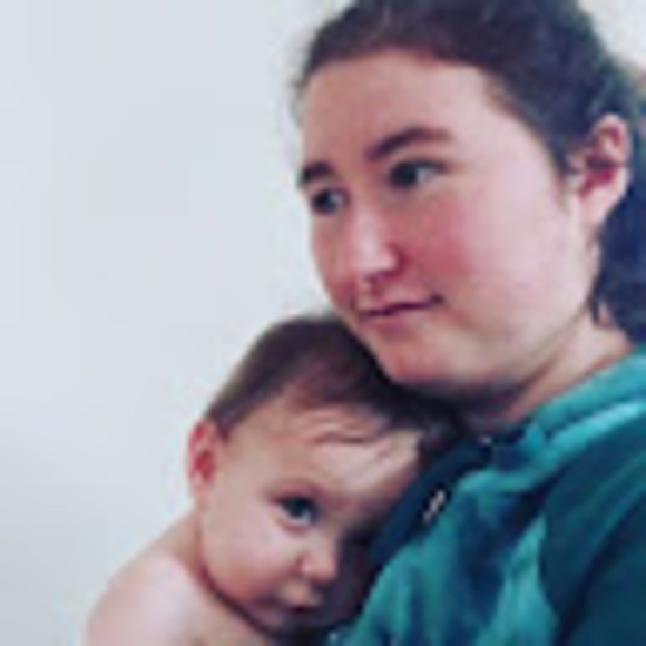 Meet your Posher, Alycia - Picture 1 of 1